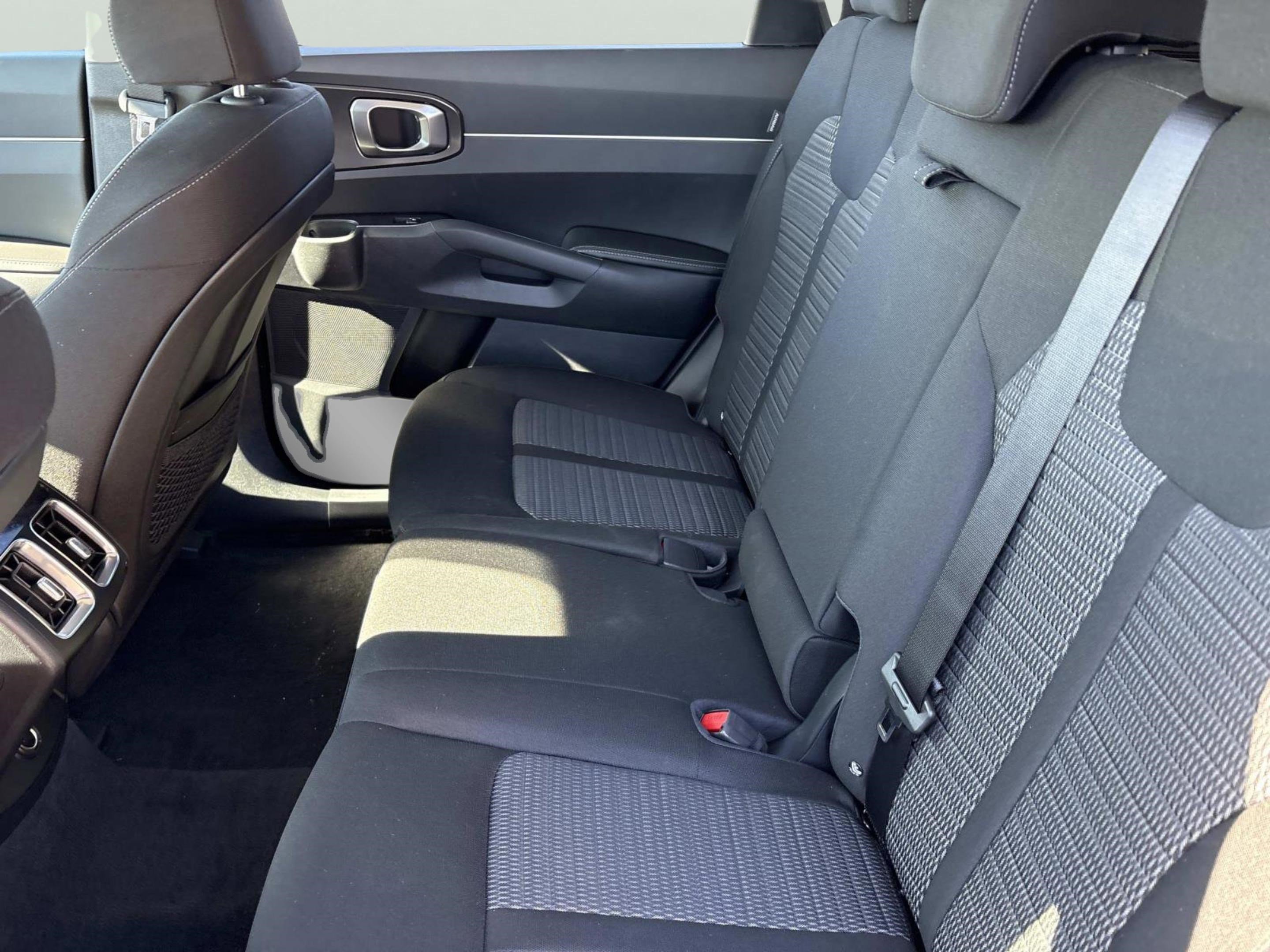 New 2026 Kia Sorento LX image 17