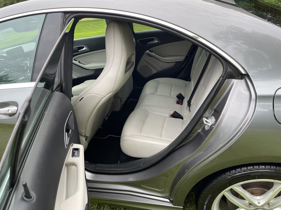 Used 2016 Mercedes-Benz CLA 250 image 28