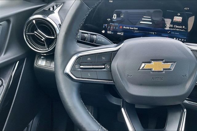 Used 2025 Chevrolet Equinox LT w/ Convenience Package II AWD/4WD image 11