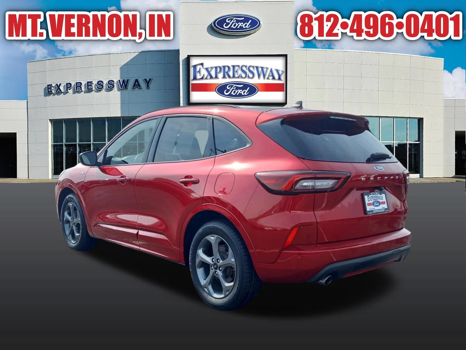 Used 2024 Ford Escape ST-Line w/ Cold Weather Package FWD image 9