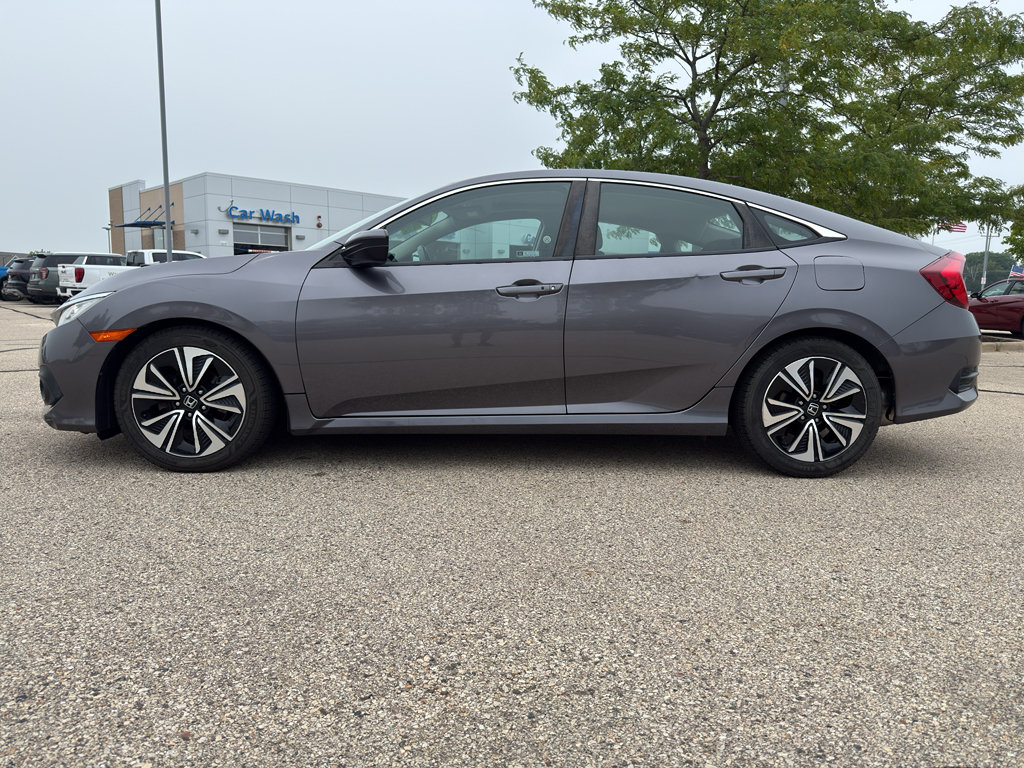 Used 2018 Honda Civic EX-T image 2