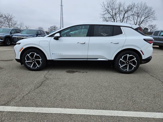 Used 2025 Chevrolet Equinox EV LT image 4