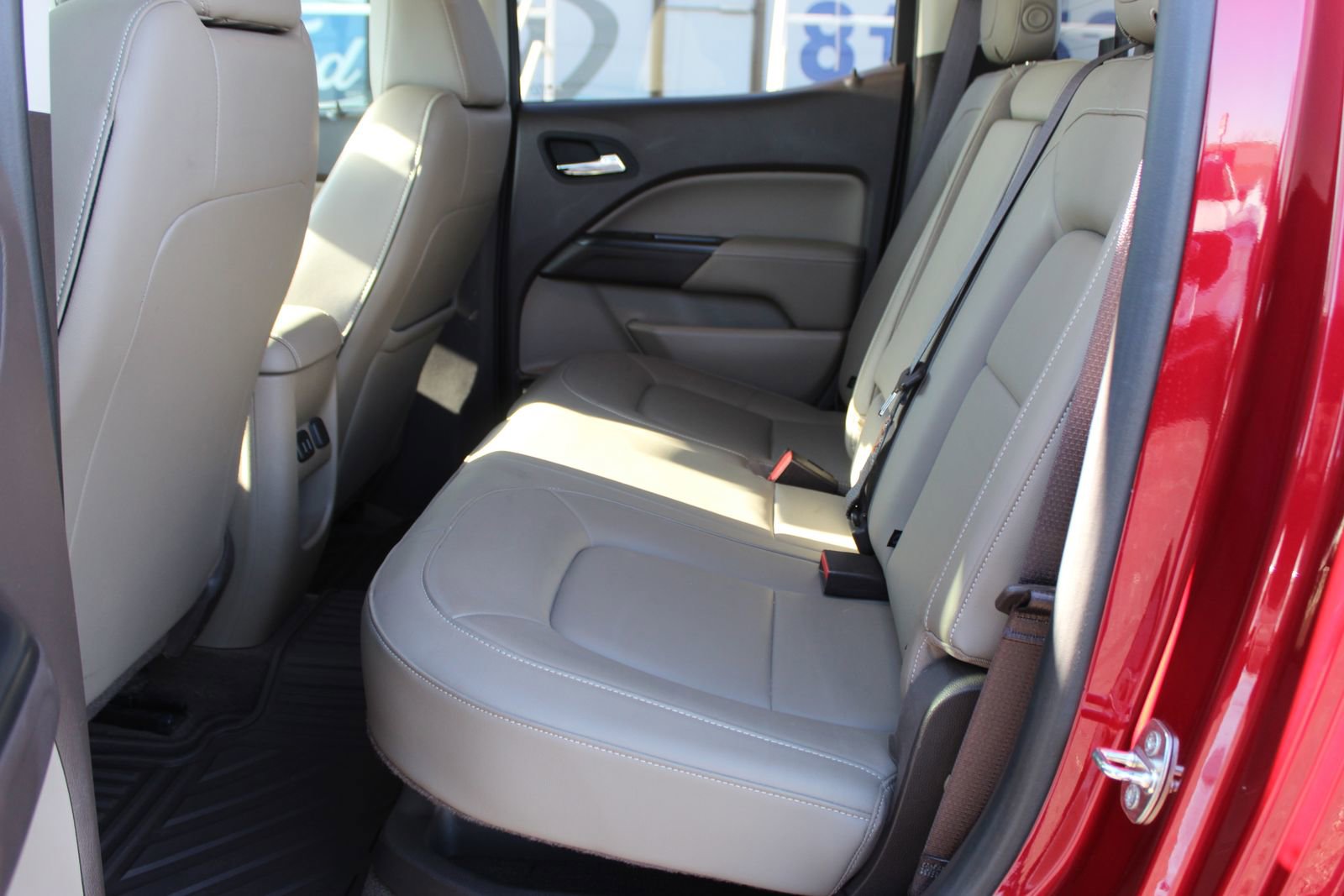 Used 2017 GMC Canyon SLT w/ Driver Alert Package image 19