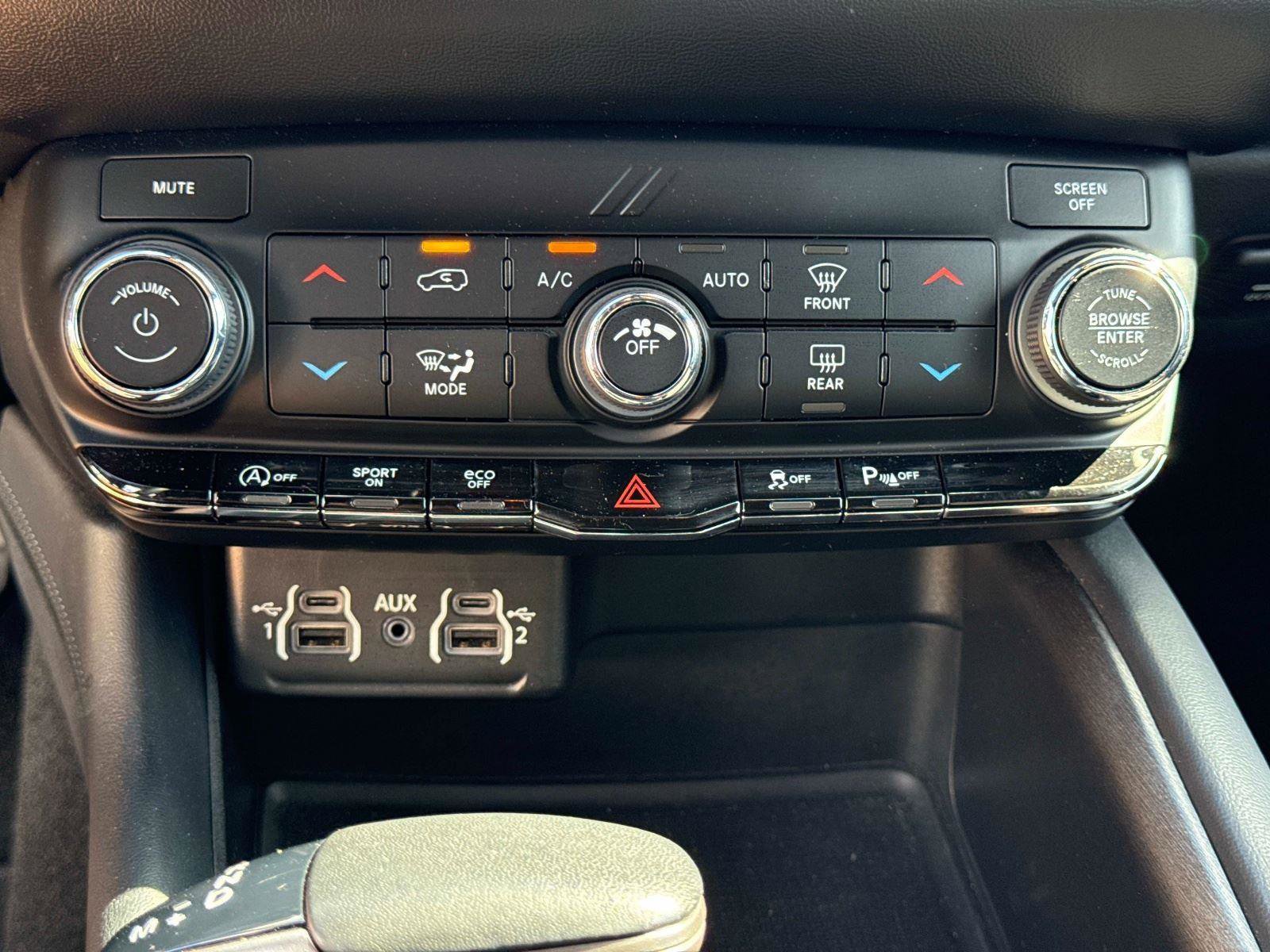 Used 2023 Dodge Durango SXT Launch Edition RWD image 23