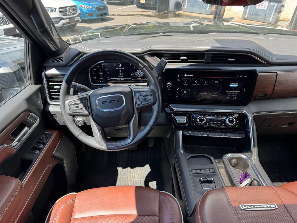 Used 2025 GMC Sierra 2500 Denali Ultimate w/ Max Trailering Package AWD/4WD image 12