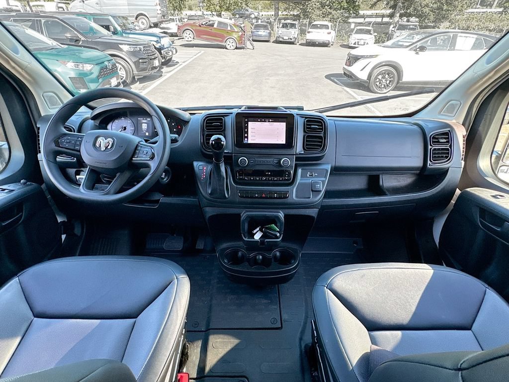 Used 2026 RAM ProMaster 2500 w/ Convenience Group FWD image 15