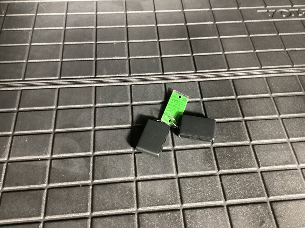 Used 2019 Volvo XC40 T5 Momentum image 32