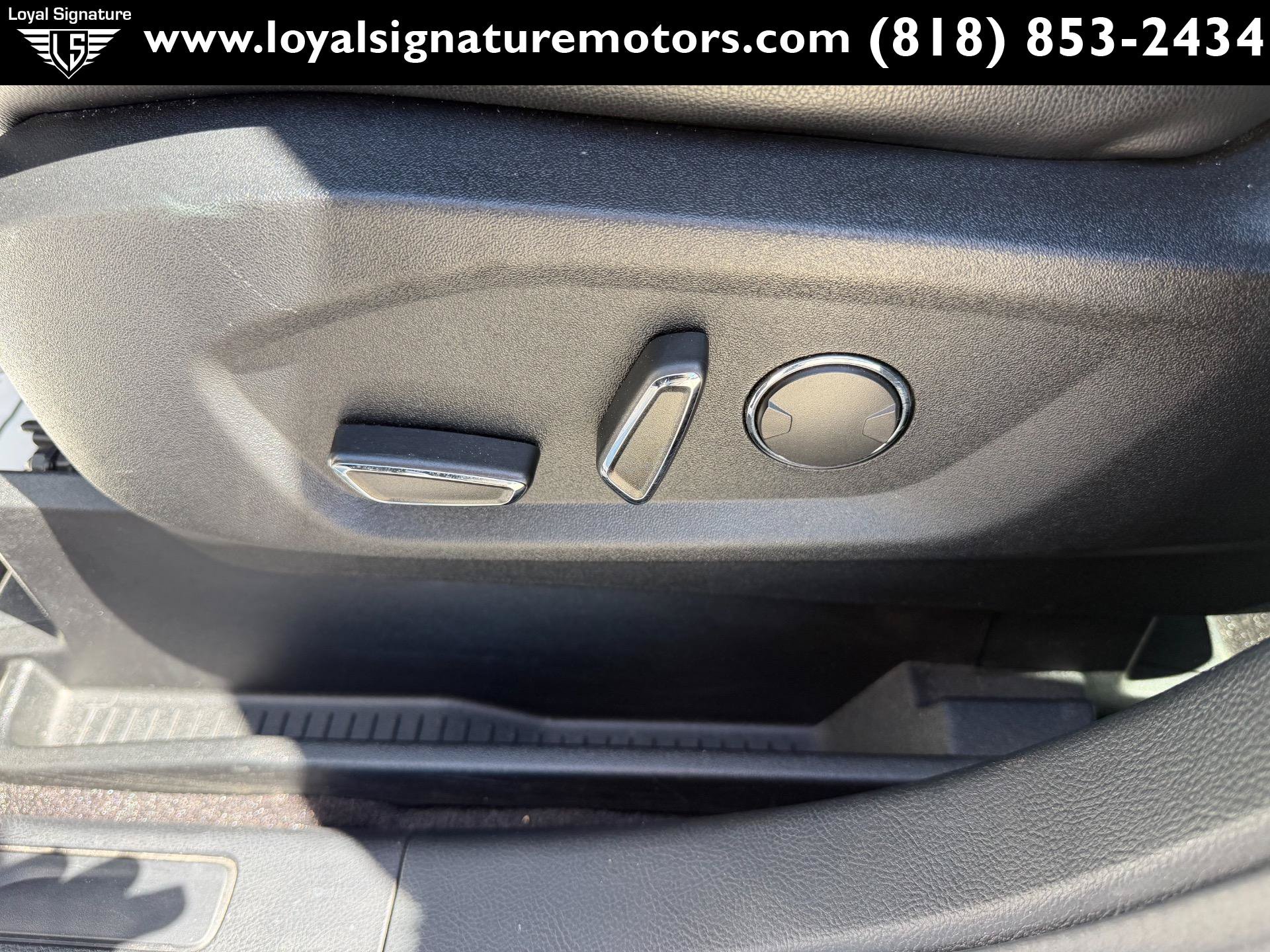 Used 2019 Ford Edge SEL w/ Equipment Group 201A FWD image 26