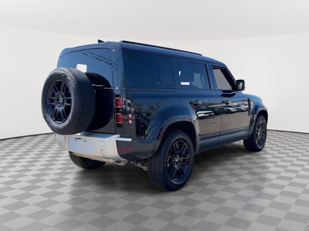 Used 2025 Land Rover Defender 110 S AWD/4WD image 7