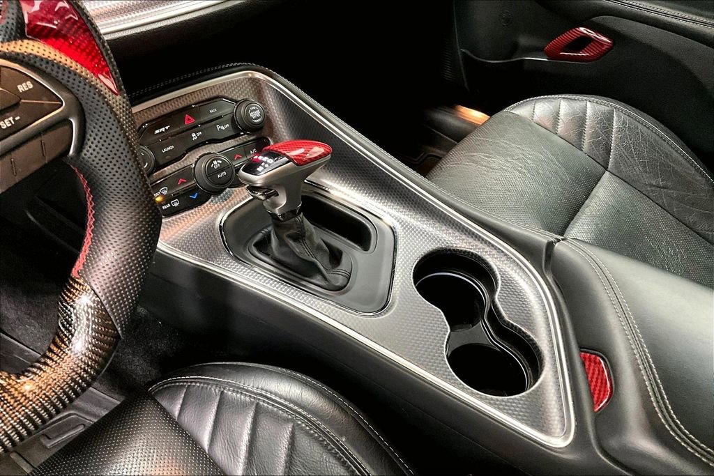 Used 2016 Dodge Challenger SRT Hellcat image 17