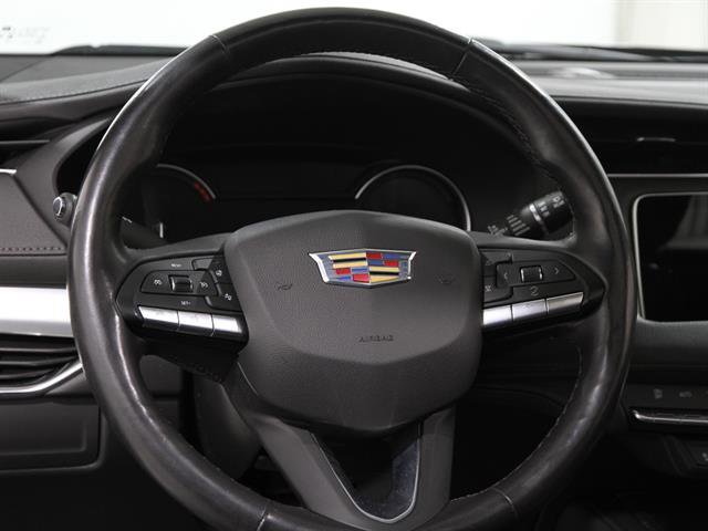 Certified 2023 Cadillac XT4 Premium Luxury image 7