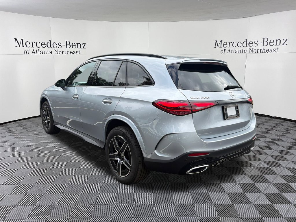 Used 2026 Mercedes-Benz GLC 300 4MATIC image 5