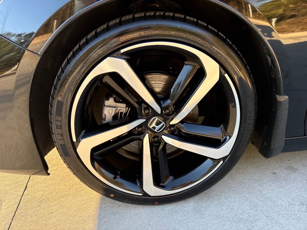Used 2022 Honda Accord Sport image 11