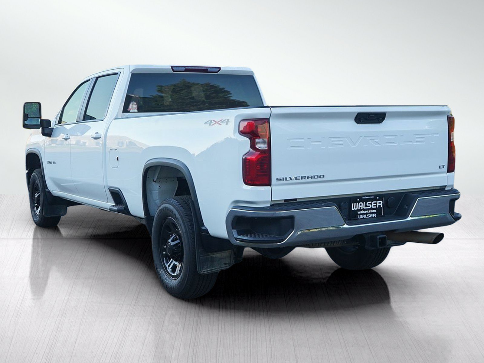 Used 2024 Chevrolet Silverado 3500 LT w/ Convenience Package AWD/4WD image 3