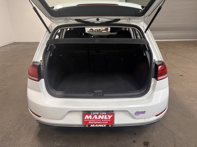 Used 2019 Volkswagen e-Golf SE w/ Driver Assistance Package image 16