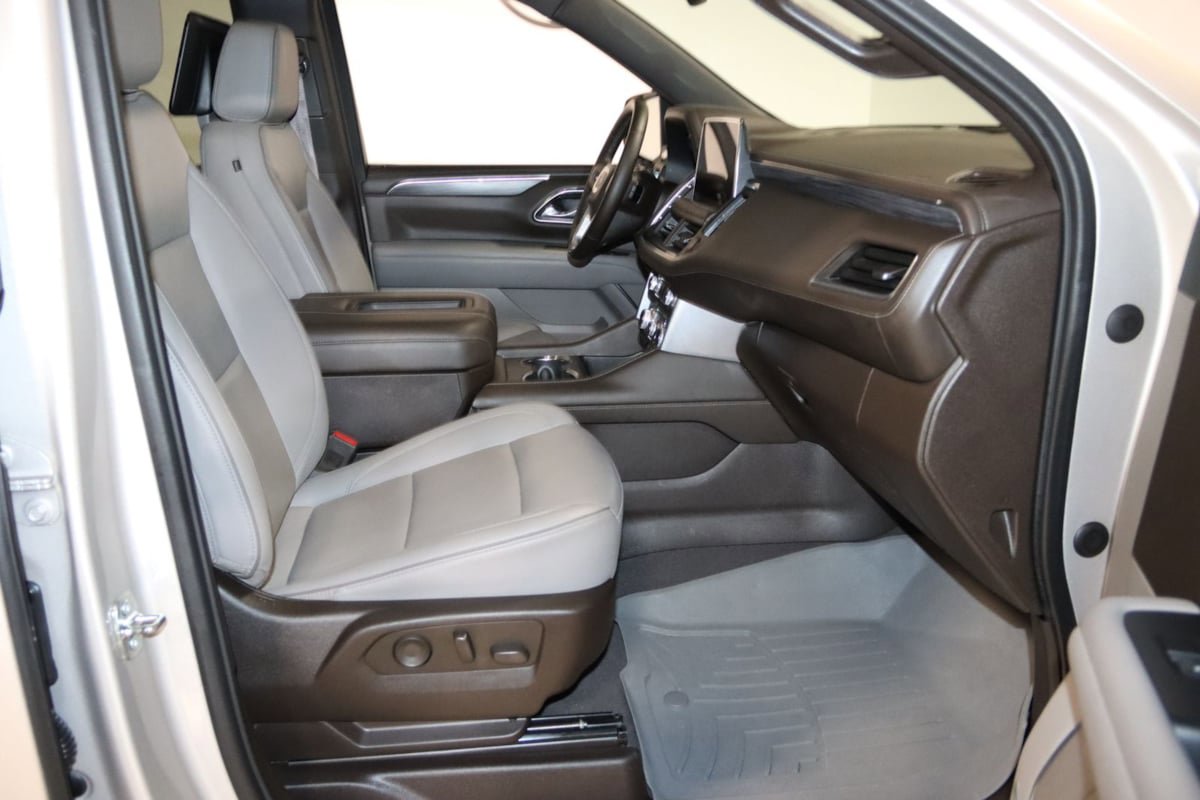 Used 2023 GMC Yukon XL SLT w/ SLT Premium Package AWD/4WD image 72