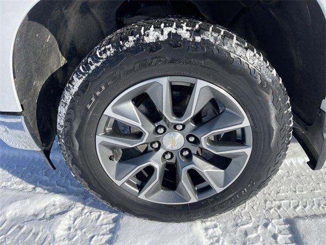 Used 2024 Chevrolet Silverado 1500 LT image 10