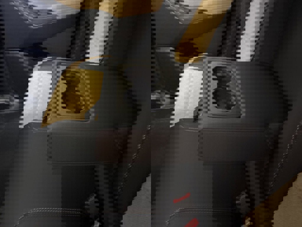 New 2026 Chevrolet Equinox ACTIV w/ Convenience Package III image 28