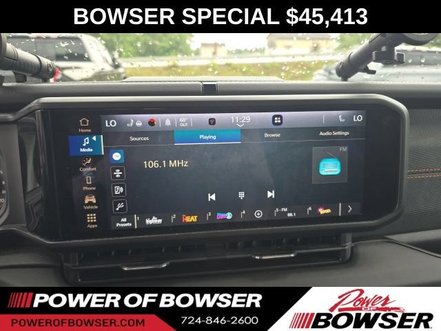 Used 2025 Jeep Gladiator Mojave w/ Convenience Group AWD/4WD image 14