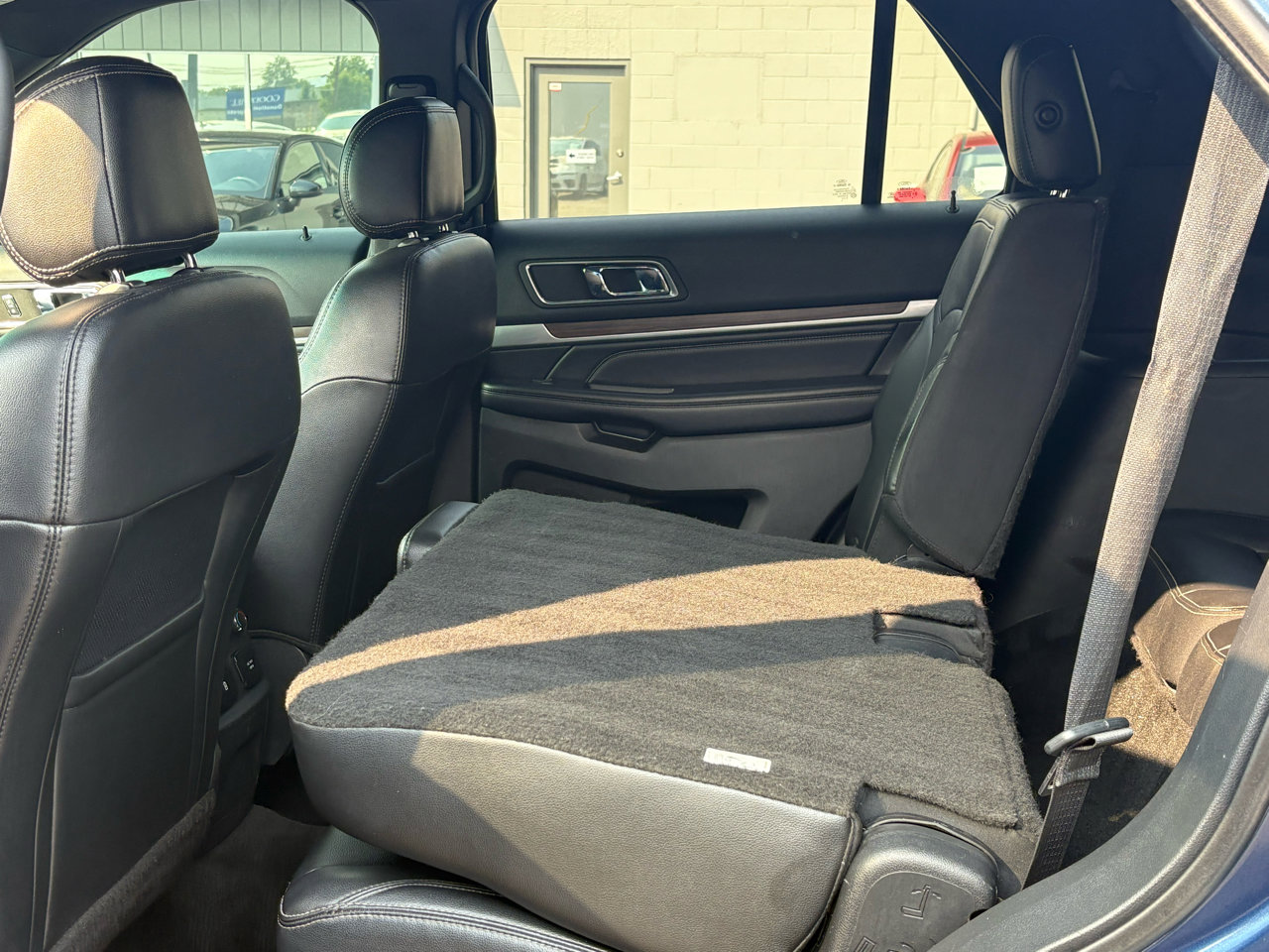 Used 2017 Ford Explorer Limited image 34