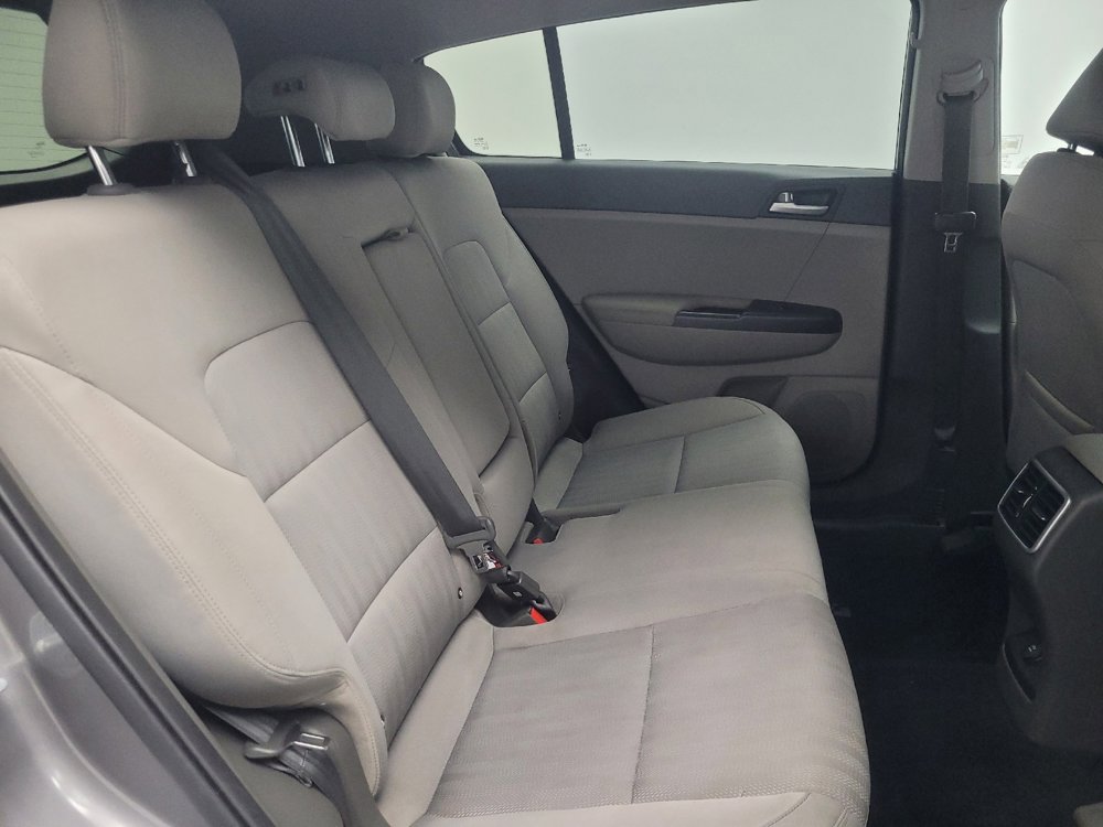 Used 2019 Kia Sportage LX image 19