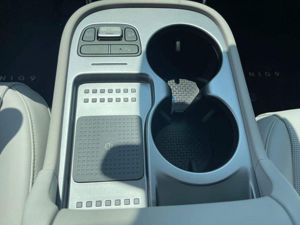 New 2026 Hyundai Ioniq 9 SEL AWD/4WD image 26