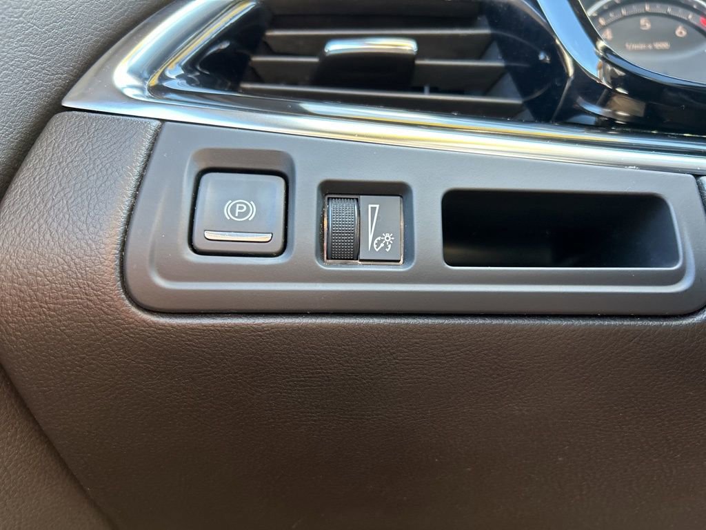 Used 2021 Cadillac XT6 Luxury image 32