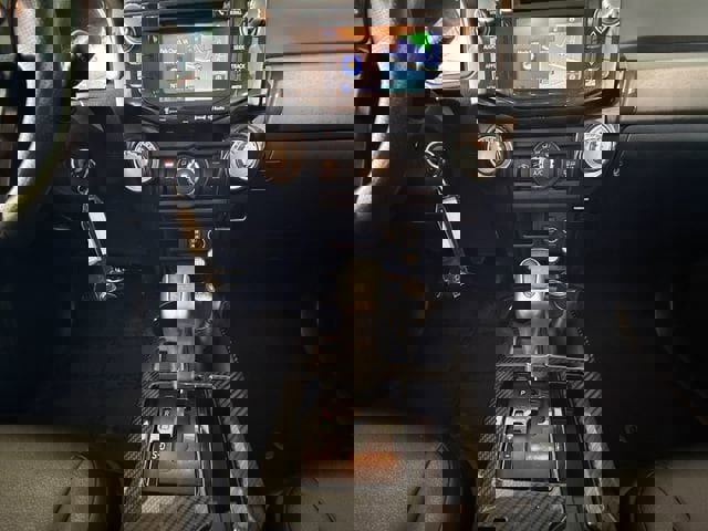 Used 2018 Toyota 4Runner TRD Off-Road Premium AWD/4WD image 15