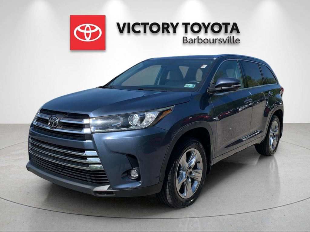 Used 2019 Toyota Highlander Limited image 1
