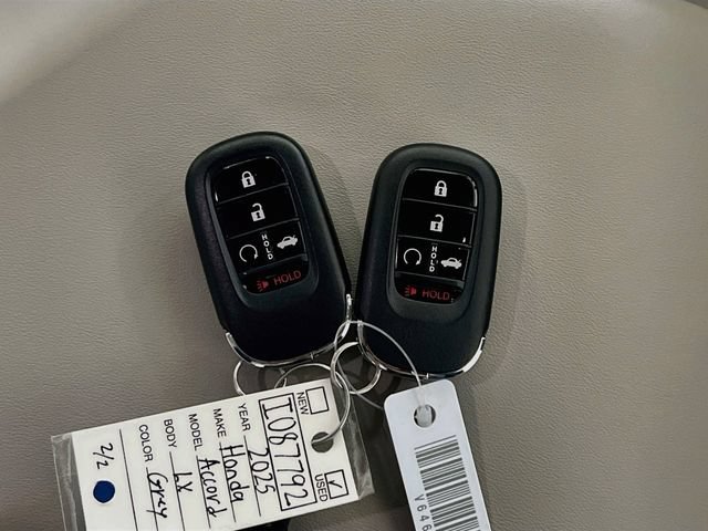 Used 2025 Honda Accord LX image 33