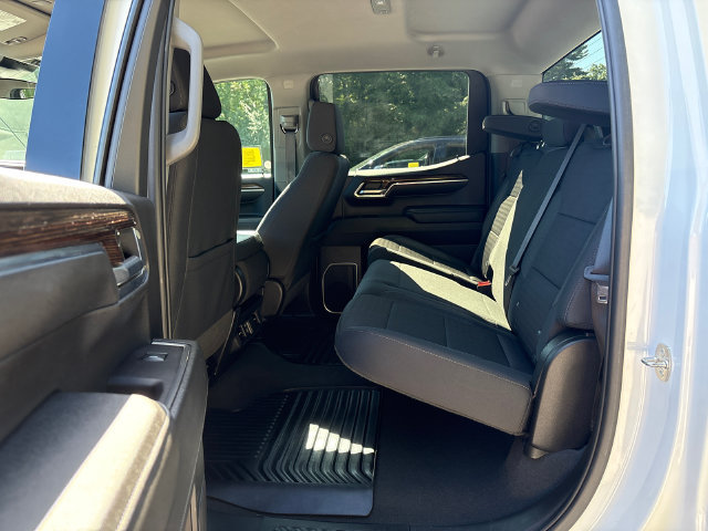 Used 2023 GMC Sierra 1500 SLE AWD/4WD image 15