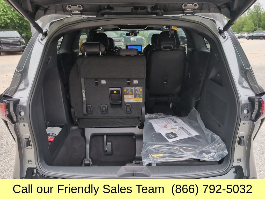 New 2026 Toyota Sienna Platinum AWD/4WD image 21