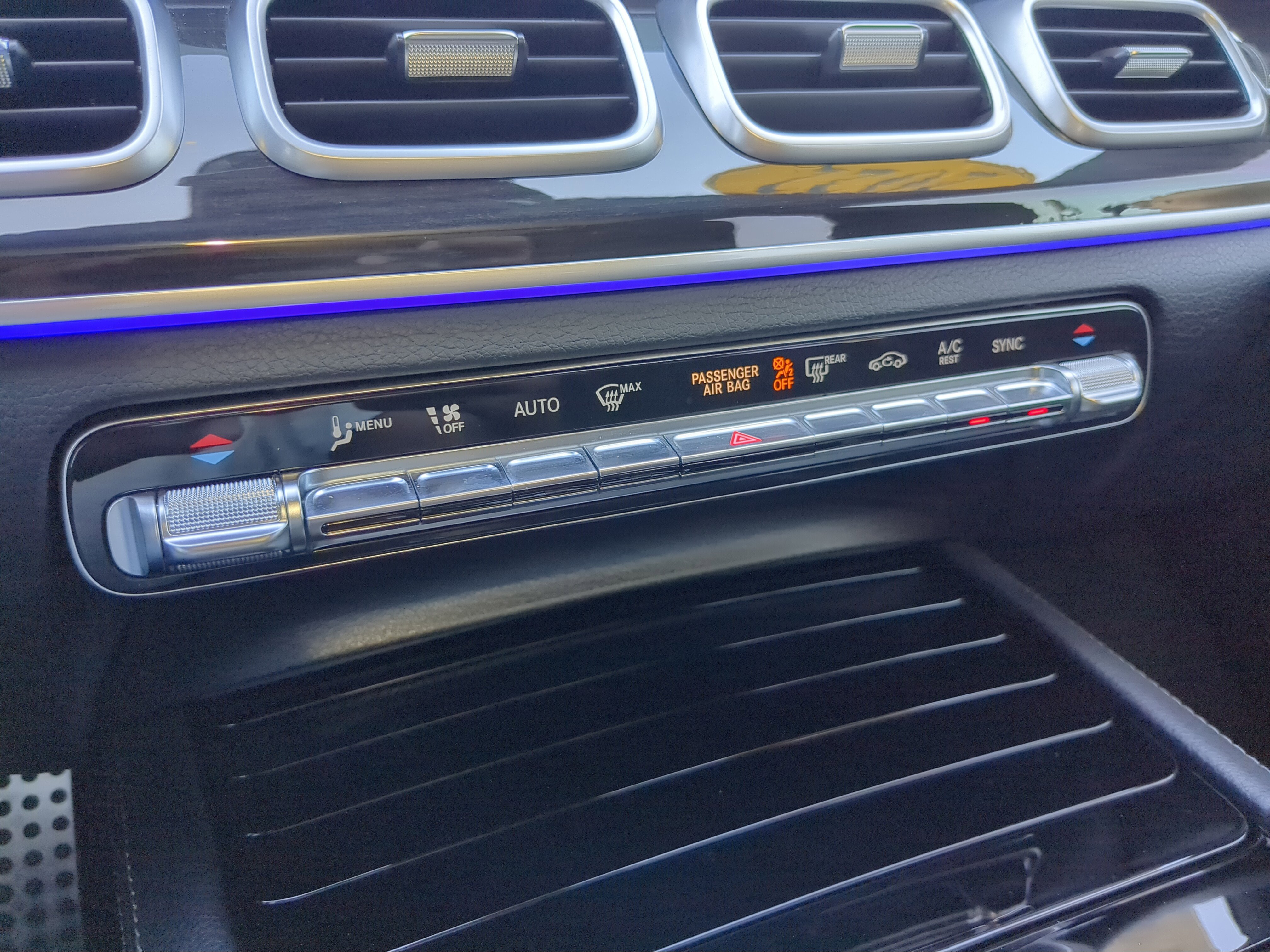 Used 2022 Mercedes-Benz GLE 450 4MATIC image 25