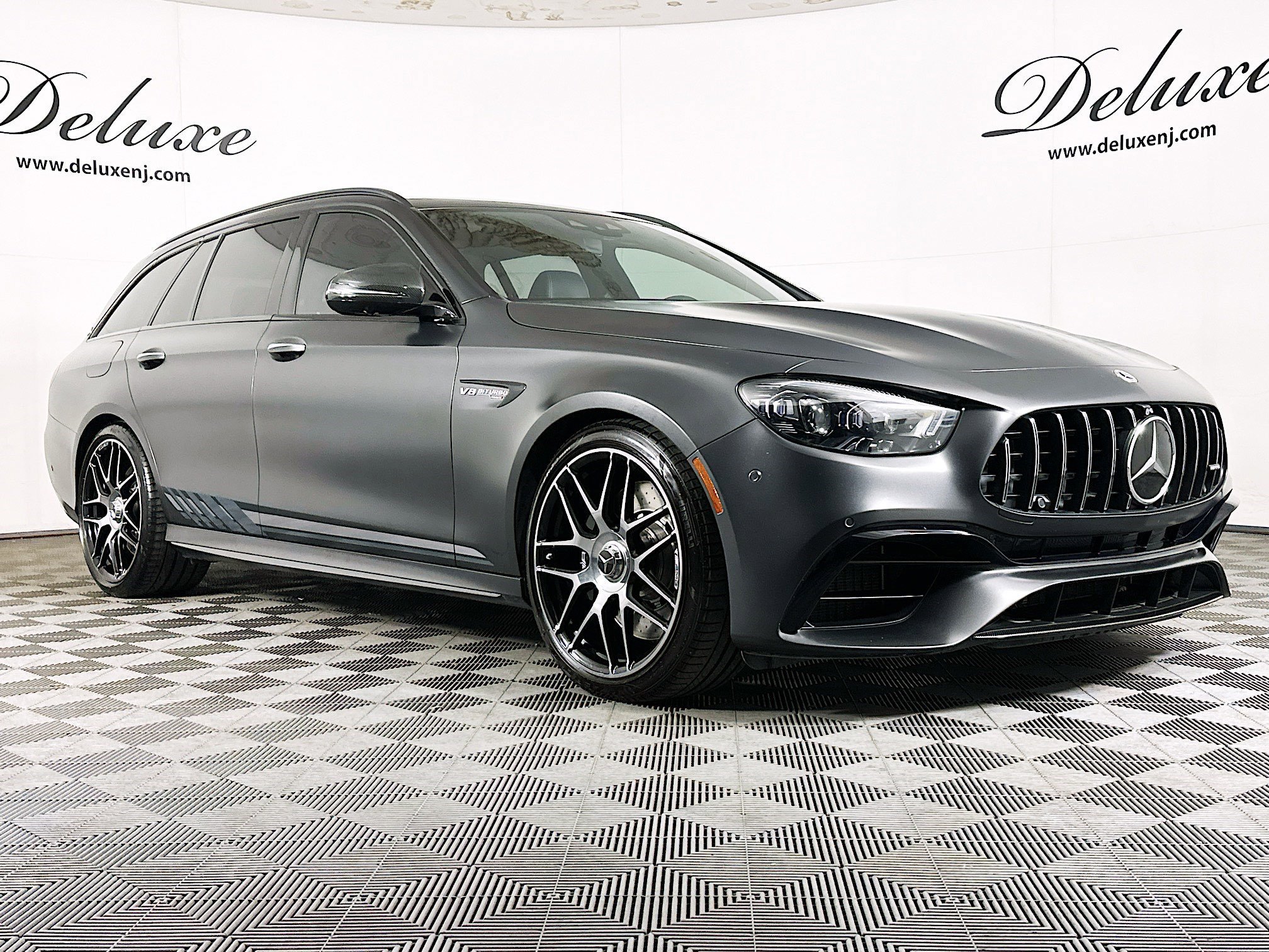 Used 2023 Mercedes-Benz E 63 AMG S image 1