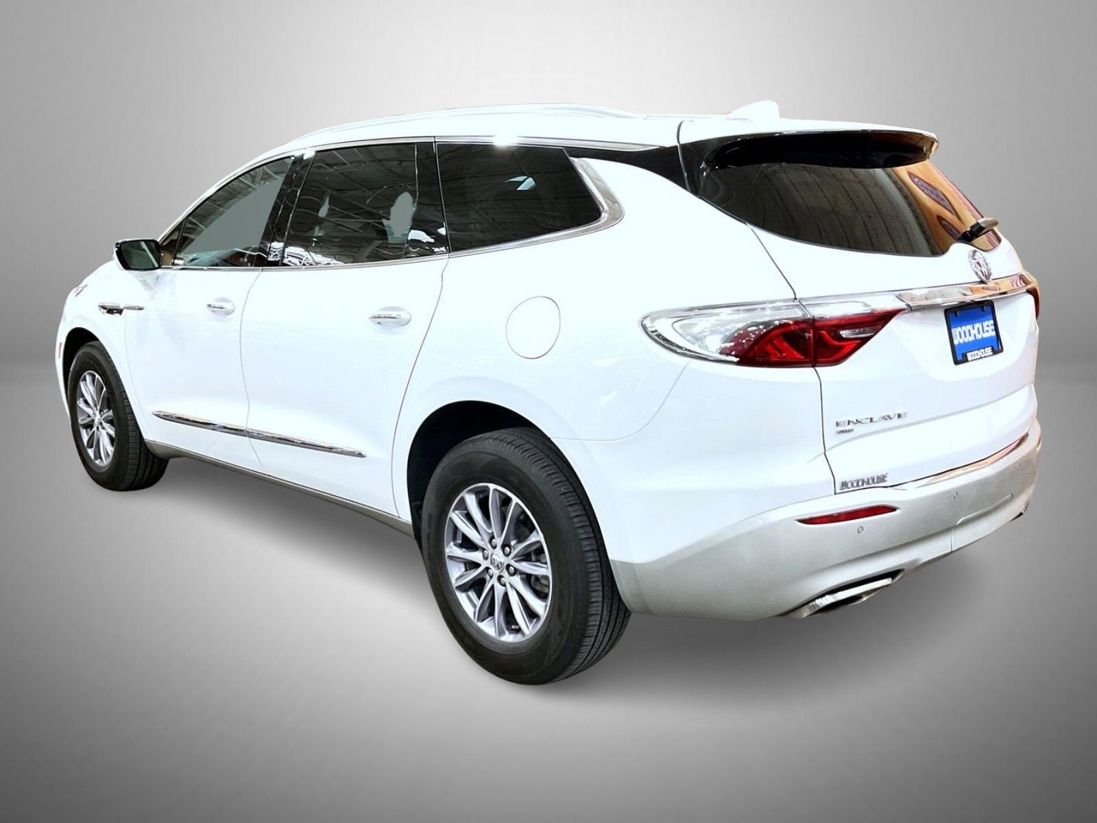 Used 2023 Buick Enclave Essence w/ Trailering Package, 5000 lbs. AWD/4WD image 7