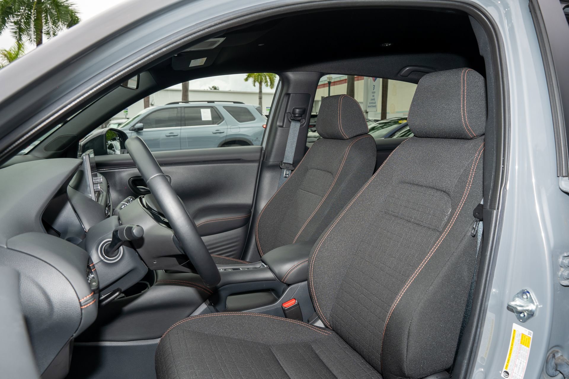 Used 2025 Honda HR-V Sport image 15