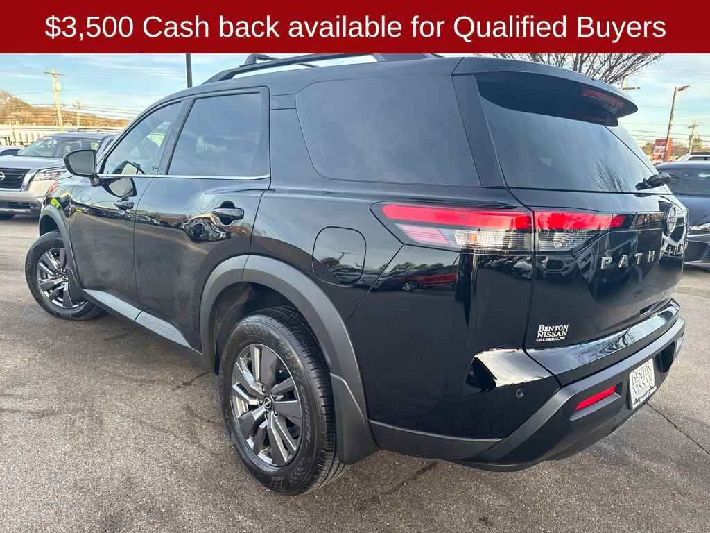 New 2026 Nissan Pathfinder SV image 6