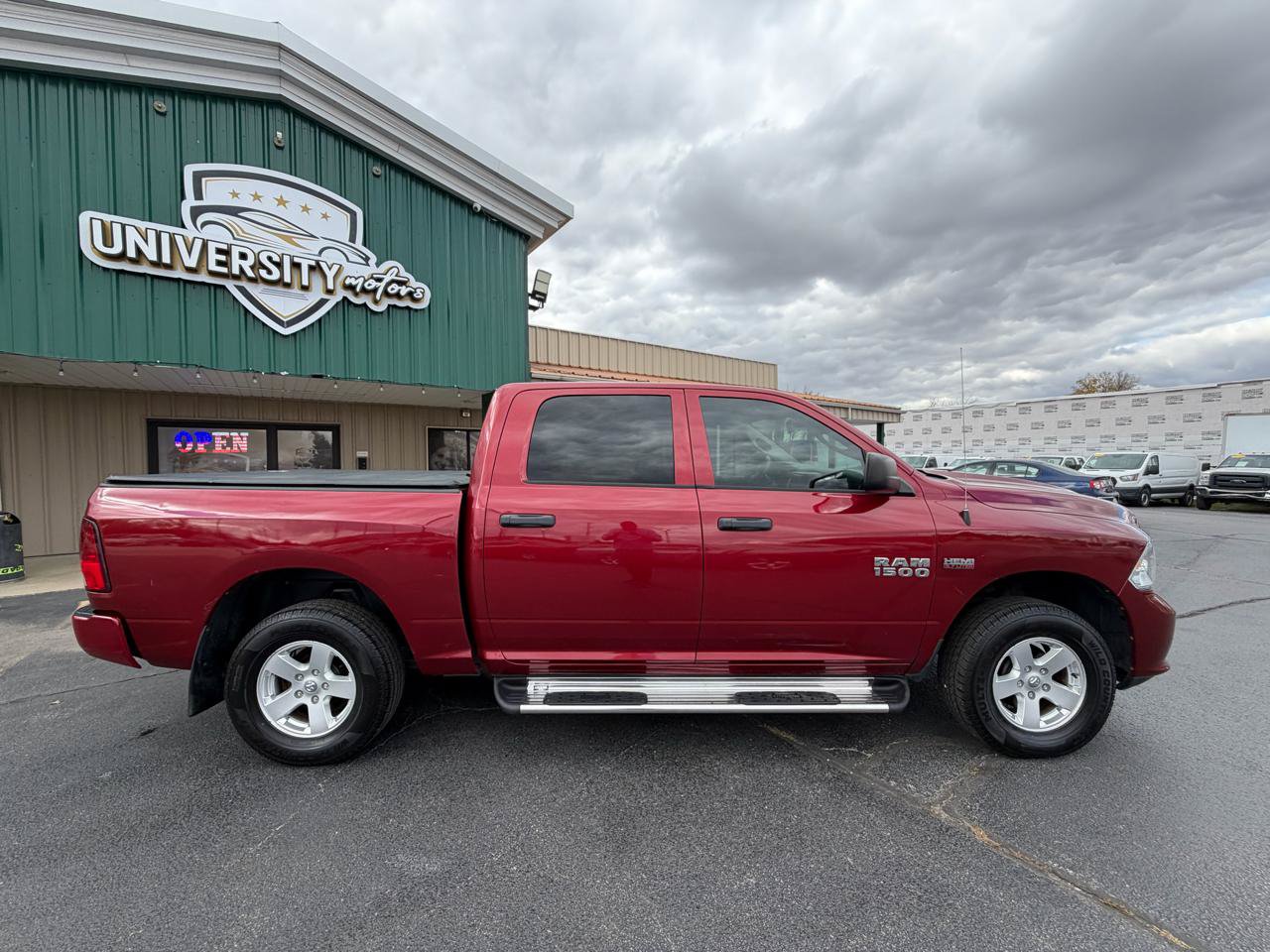 Used 2014 RAM 1500 Express AWD/4WD image 2