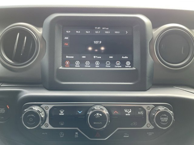 Used 2022 Jeep Gladiator Sport image 18