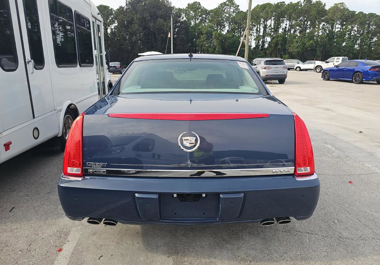 Used 2008 Cadillac DTS FWD image 5