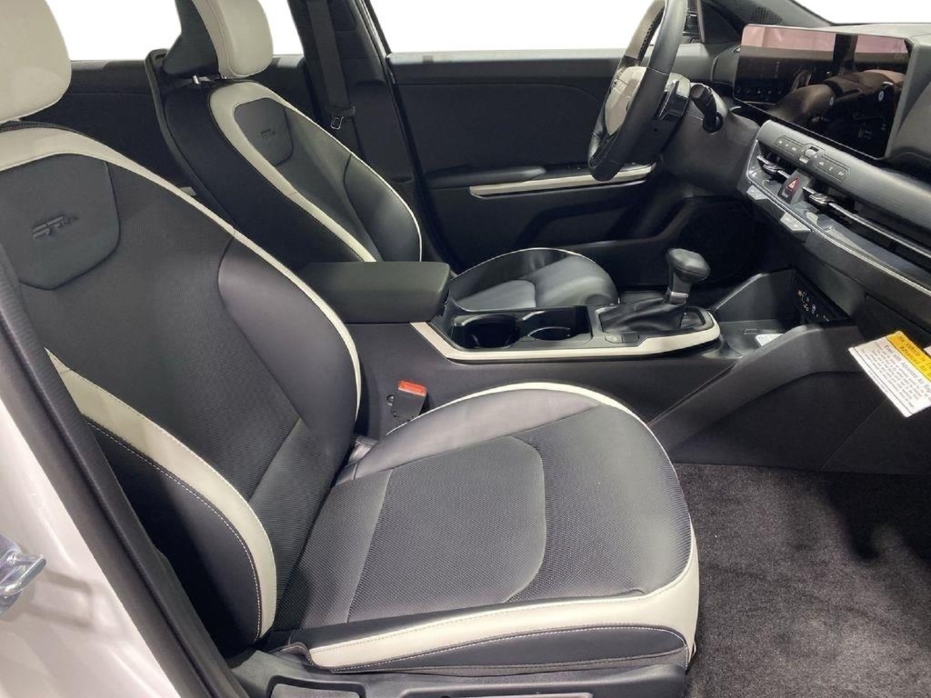 New 2026 Kia K4 EX w/ GT-Line Premium Package FWD image 27