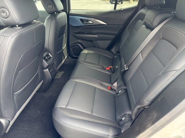 Certified 2024 Chevrolet Equinox EV LT FWD image 21
