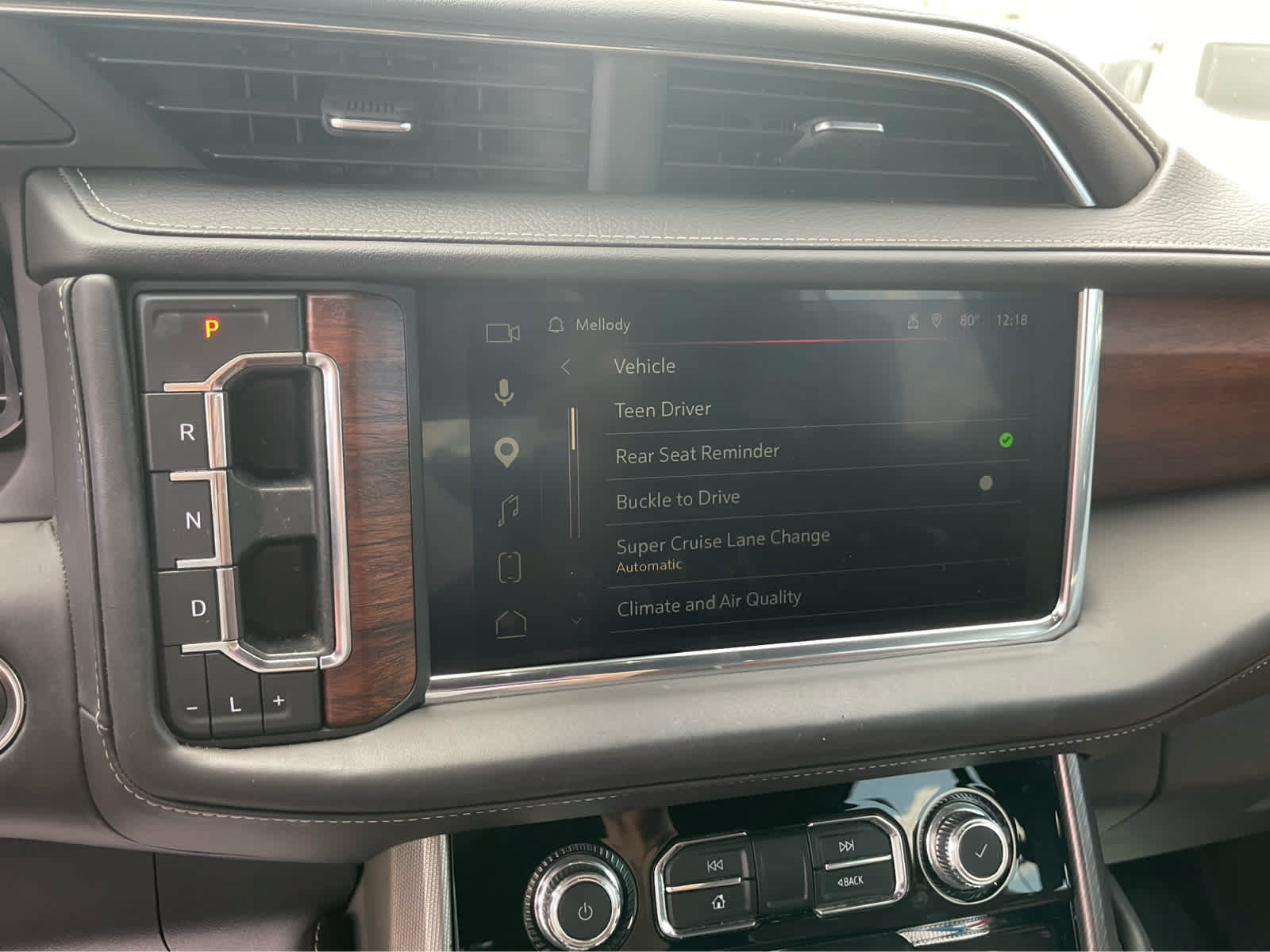 Used 2023 GMC Yukon Denali Ultimate AWD/4WD image 17