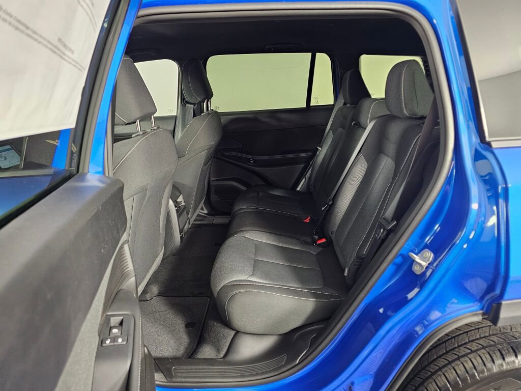 New 2026 Jeep Cherokee Laredo AWD/4WD image 33