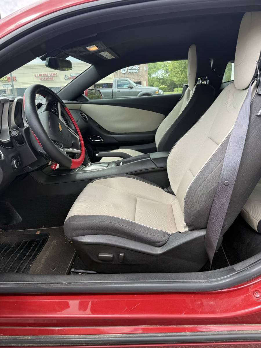 Used 2014 Chevrolet Camaro LT w/ RS Package RWD image 6