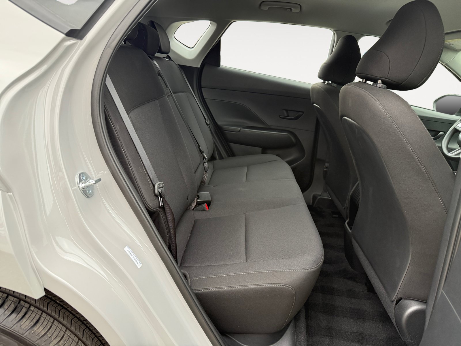 Certified 2025 Hyundai Kona SE FWD image 18