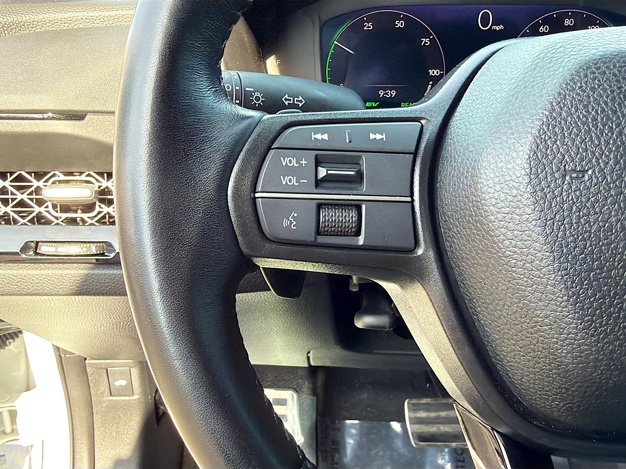 Used 2024 Honda Accord Sport image 34