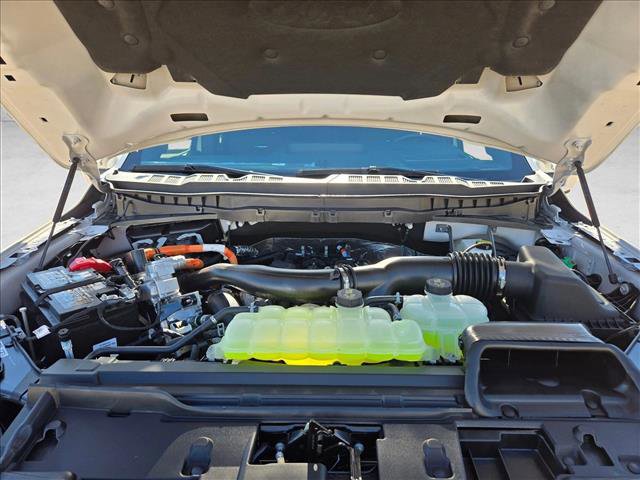 New 2025 Ford F150 Platinum w/ Equipment Group 702A High image 17