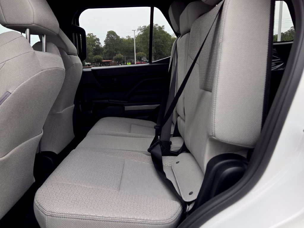 New 2026 Toyota 4Runner SR5 AWD/4WD image 6