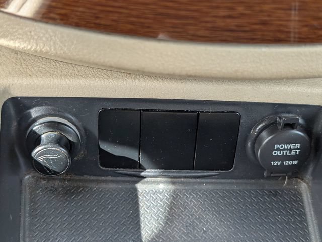 Used 2008 Hyundai Santa Fe GLS FWD image 21